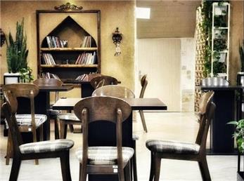 در کافه نخلستان، کافه بچه حزب اللهی‌ها چه خبر است؟