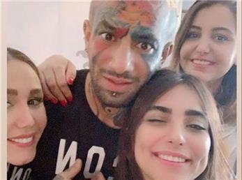 چرا دخترای جذاب و داف برای تتلو سر و دست می‌شکنند؟