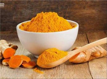 عوارض جانبی مصرف زردچوبه؛ از سنگ کلیه تا کمبود آهن و آلرژی