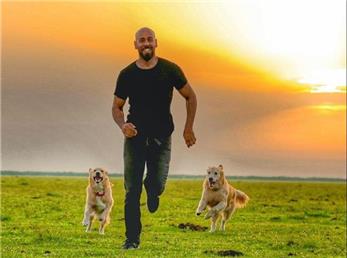 بیوگرافی کامل ارشا اقدسی بدلکار ایرانی +ماجرای تصادف و کما