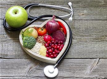 ۷ ماده غذایی که بعد از ۴۰ سالگی حتما باید بخوریم