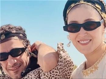 «نوید محمدزاده» با پدرزنش خودمانی شد!