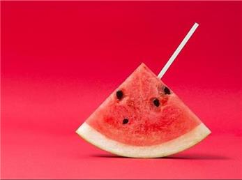 ۲۲ روش جالب برای خوردن هندوانه که شاید فکرشان را هم نمی‌کردید