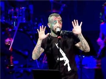 امیر تتلو از طرفدارانش پول اضافه خواست! + فیلم