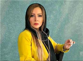 پرستو صالحی هم از ایران رفت! + عکس