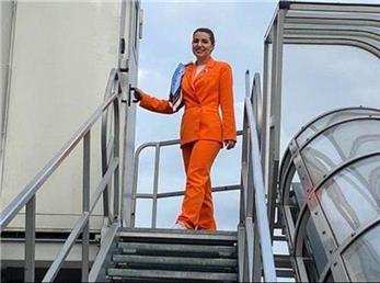 تغییر لباس فرم مهمانداران یک شرکت هواپیمایی اوکراین