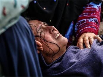 تصویر ترانه علیدوستی روی پوستر فیلم «اورکا»