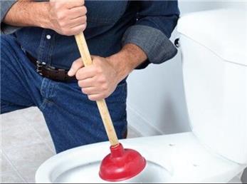 ۱۰ موردی که نباید در چاه سرویس‌های بهداشتی انداخت