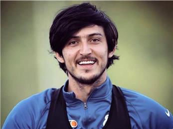 سردار آزمون از همسر روسیه‌ایش رونمایی کرد!