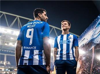 واکنش تند کاربران ایرانی به تبلیغ صرافی بایننس با تصویر مهدی طارمی