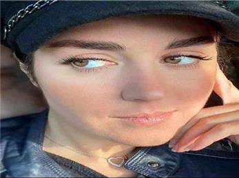 افسانه پاکرو : محمدرضا گلزار پسر شایسته ایران است + فیلم