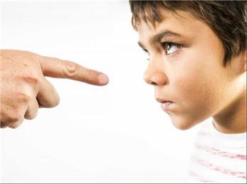 اگر این هشت ویژگی را دارید پس والدینی «سمی» محسوب می‌شوید