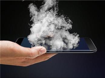 ۱۰ اشتباه رایجی که باعث داغ شدن گوشی موبایل می‌شوند