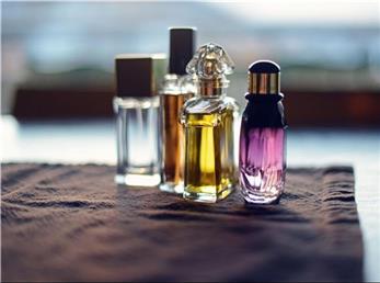 ترفندهایی برای نگهداری طولانی مدت از عطر
