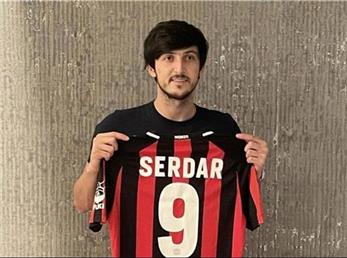 سردار آزمون همزمان با تغییر تیمش، اسمش را هم عوض کرد!