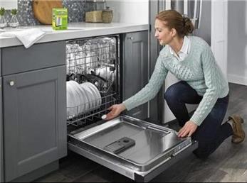 9 وسیله ای که نمی دانستید می توان آنها را در ماشین ظرفشویی شست