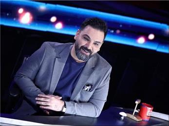 زنگ طلایی احسان علیخانی برای تماشاچی عصر جدید! + فیلم