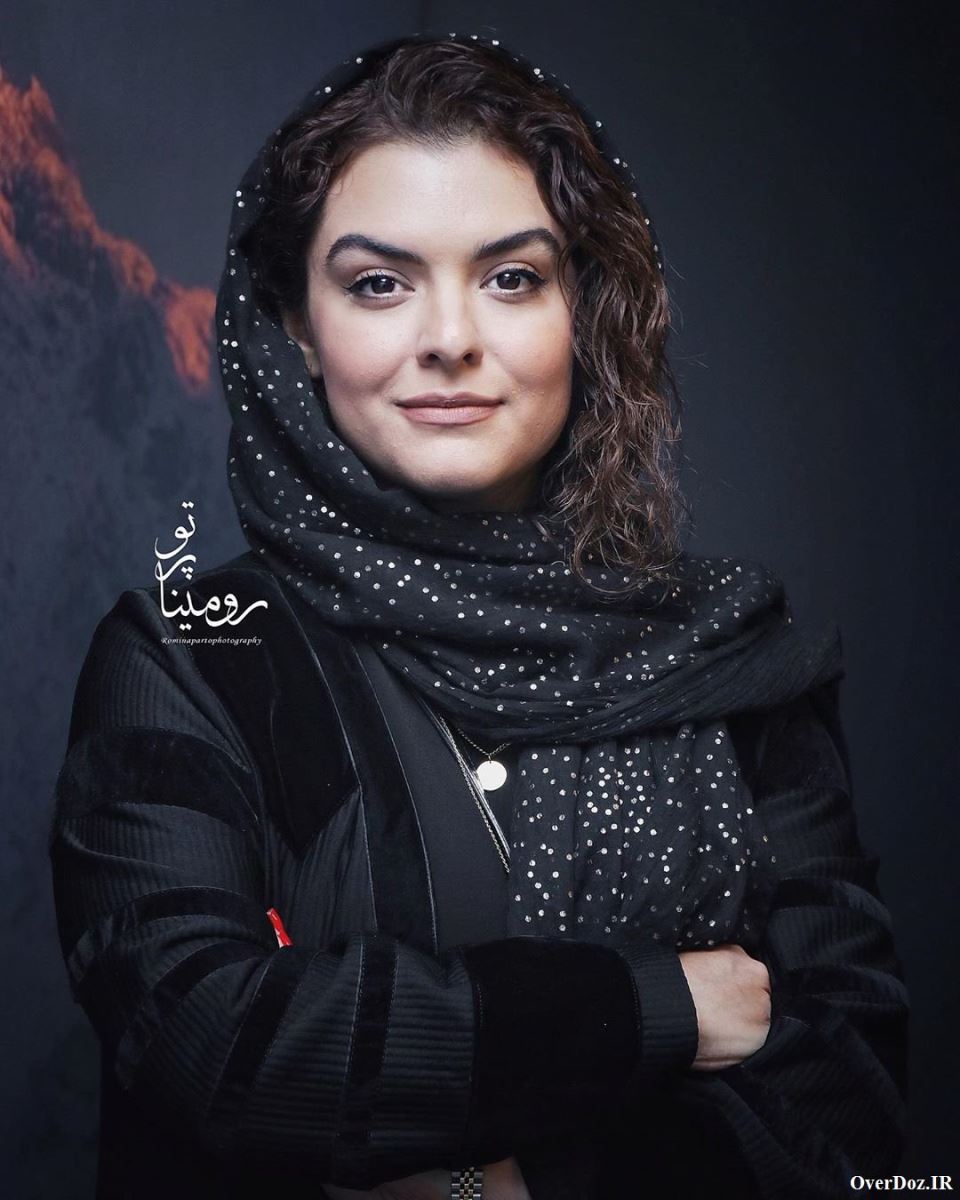 عکس جدید دنیا مدنی در نمایشگاه مهدی پاکدل