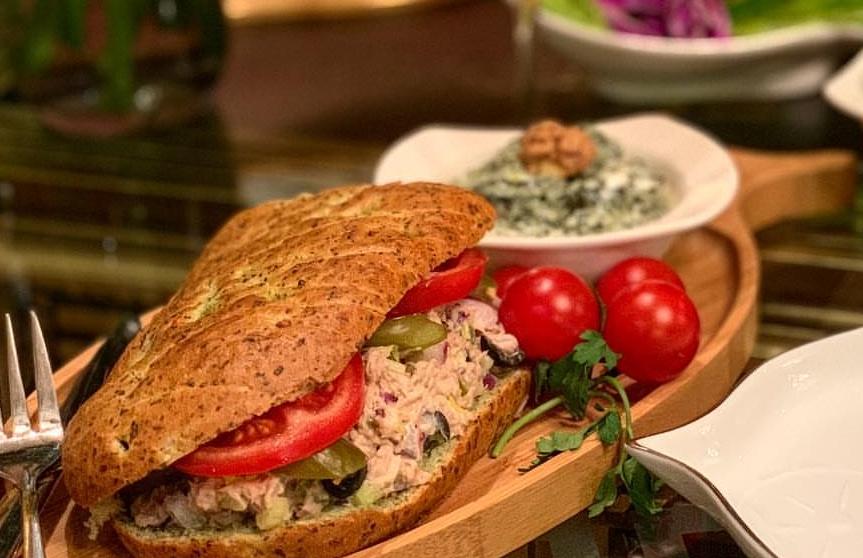 ساندویچ تن ماهی