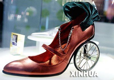 عجیب ترین کفش های دنیا