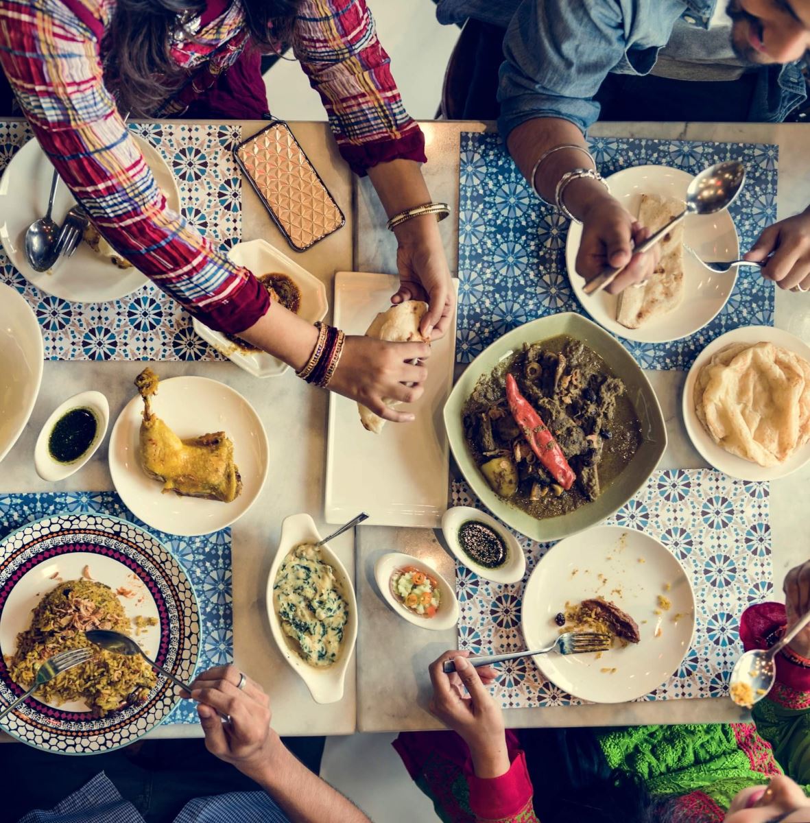 آداب مربوط به میز غذا