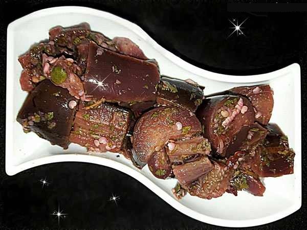 ترشی بادمجان شکمپر